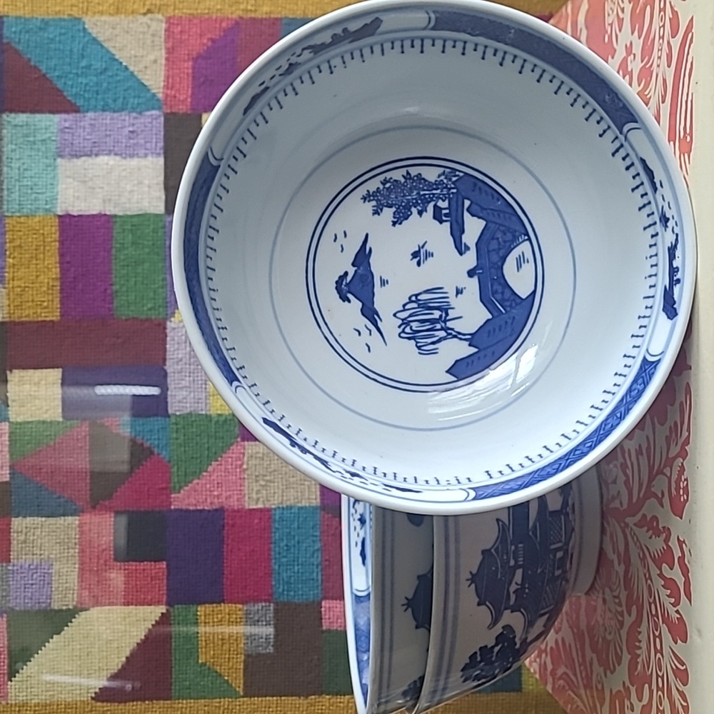 CHINOISERIE LANDSCAPE BLUE & WHITE BOWLS SET OF 3